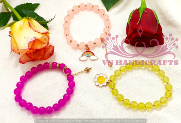 GLASS BEAD CHARM BRACELET - HCBT1002_MAGENTA-YELLOW-BEACH
