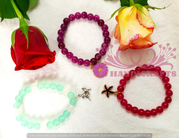 GLASS BEAD CHARM BRACELET - HCBT1002_GREEN-RED-MAGENTA